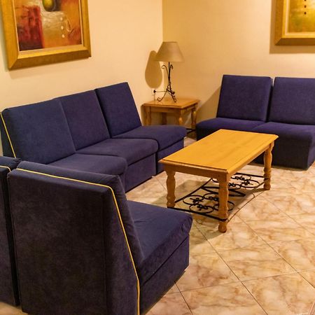 Hotel Philadelfia Peligros Ngoại thất bức ảnh