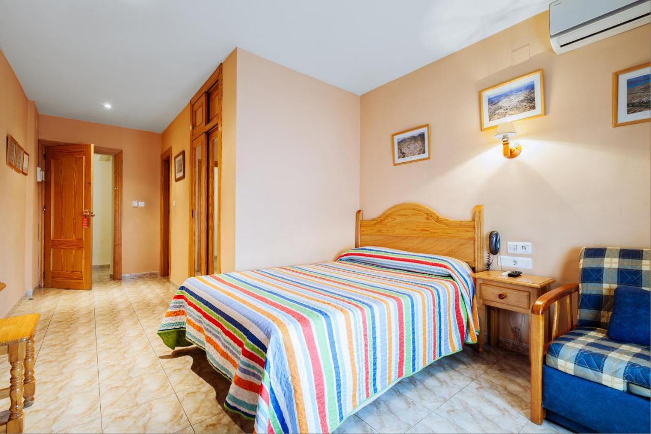 Hotel Philadelfia Peligros Ngoại thất bức ảnh
