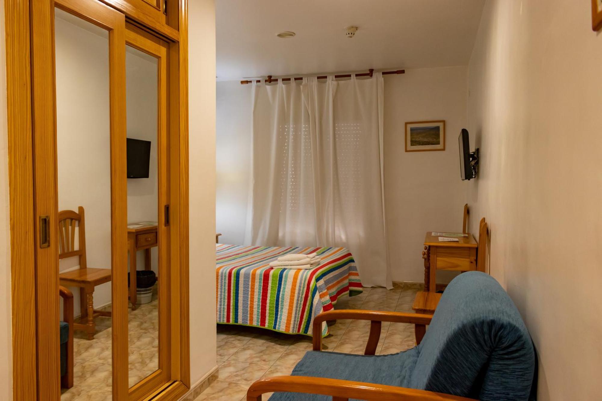 Hotel Philadelfia Peligros Ngoại thất bức ảnh