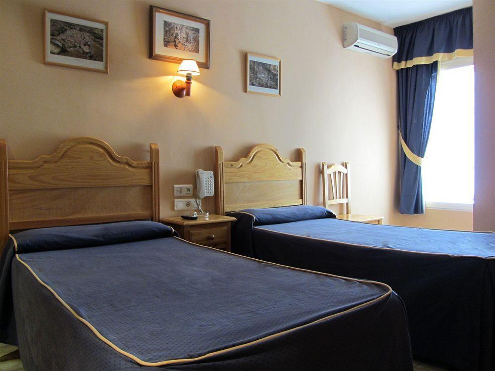 Hotel Philadelfia Peligros Ngoại thất bức ảnh